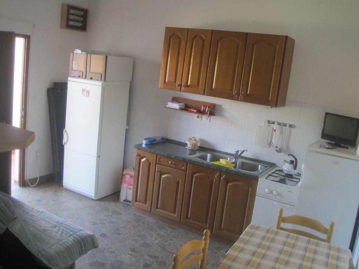 Apartments Ivan Perkov Tomas Bilo Primosten Bagian luar foto